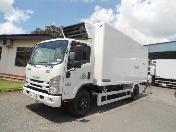 Model: NQR75LE4 – Tải trọng 4900 Kg