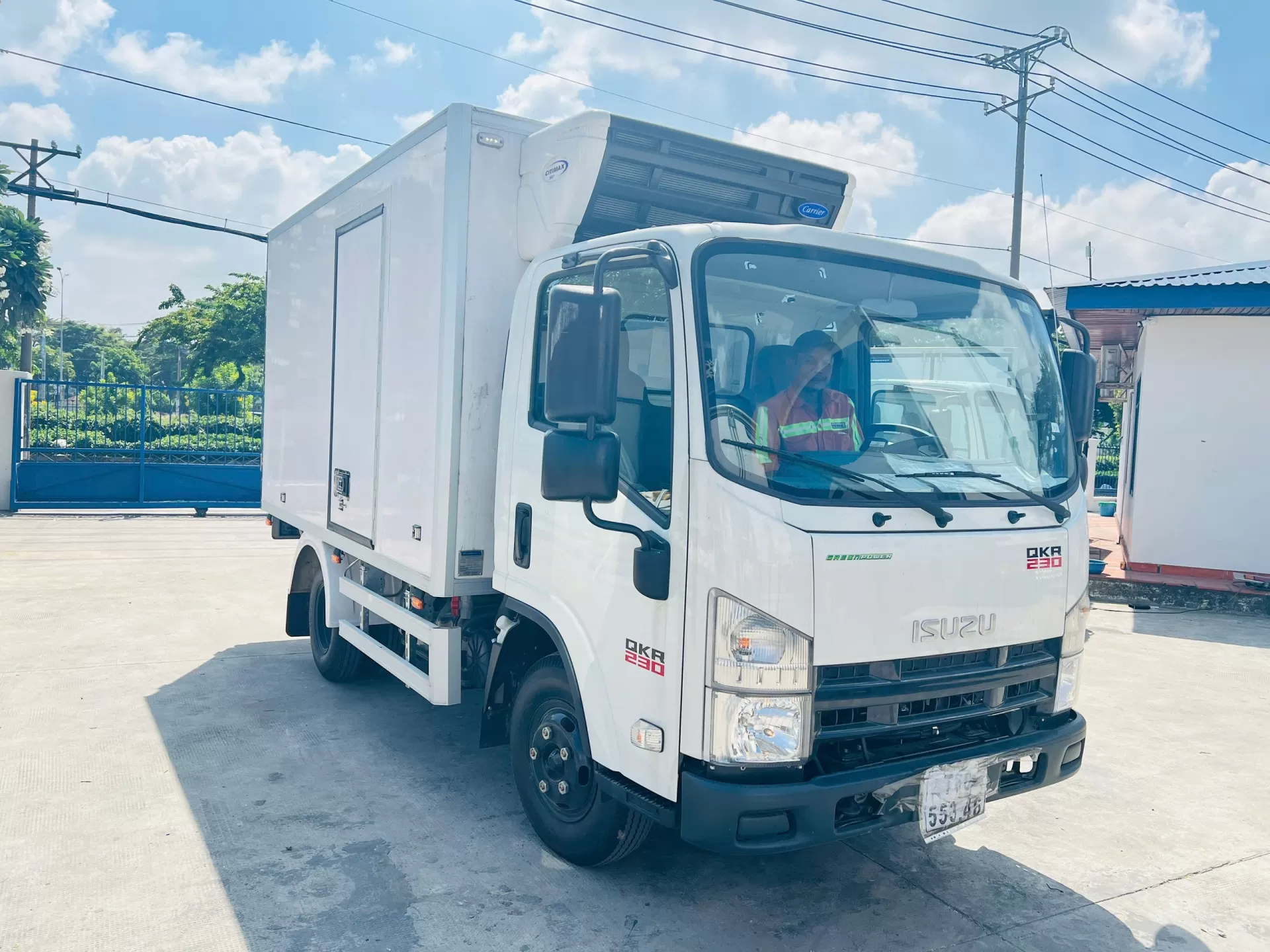 [HOT] Xe sẵn giao ngay, giá nóng bỏng tay