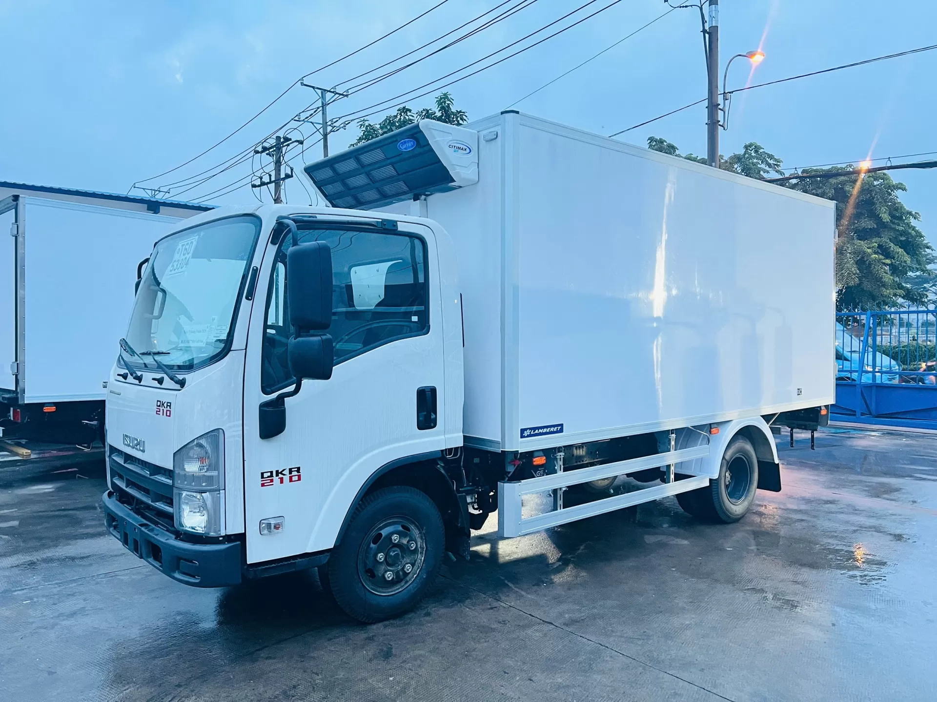 QKR210 thùng lạnh Lamberet, best seller nay có thêm lựa chọn mới