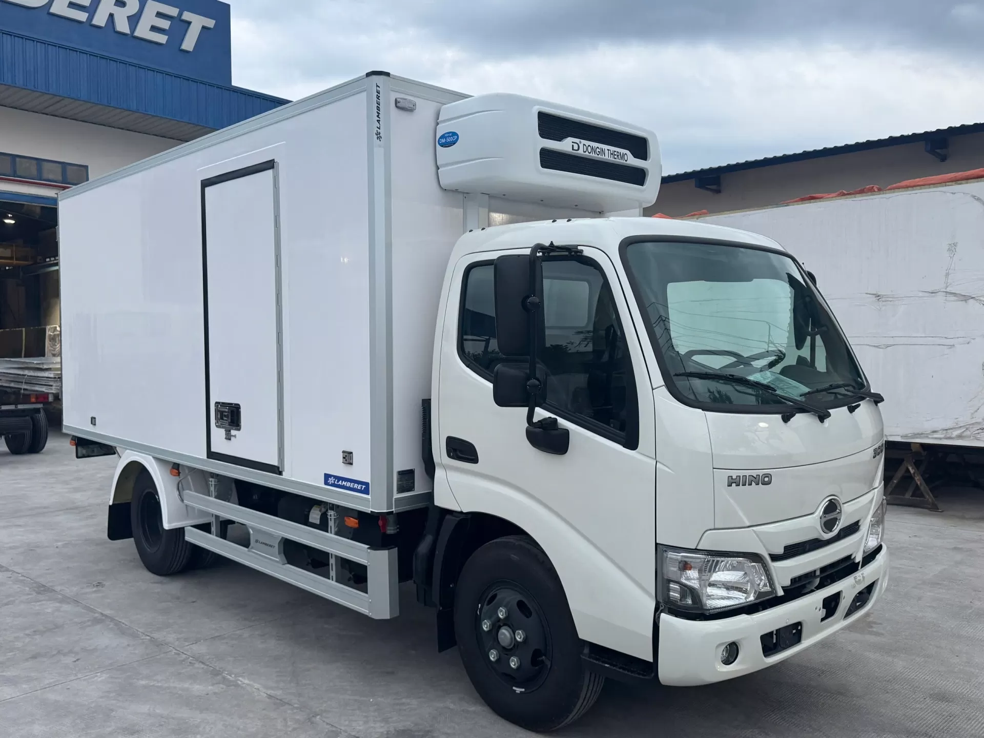 Xe tải đông lạnh 1T6 Hino (-23 độ C)