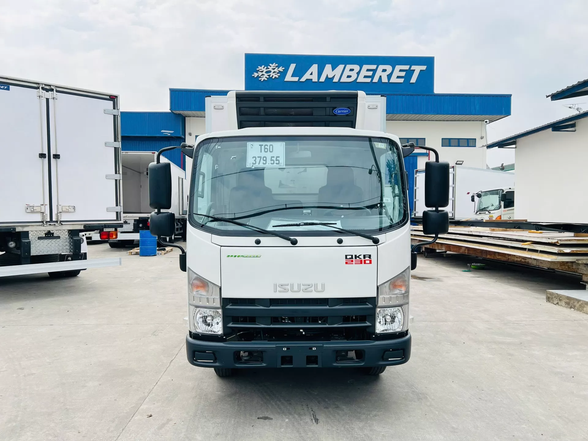 Xe sẵn giao ngay, số lượng có hạn - Giải pháp kịp thời cho doanh nghiệp vận tải lạnh cuối năm