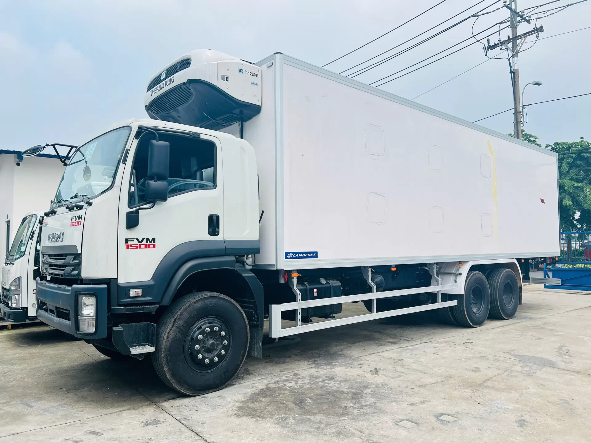 Mẫu Euro 4 chưa bao giờ hết hot tại Lamberet