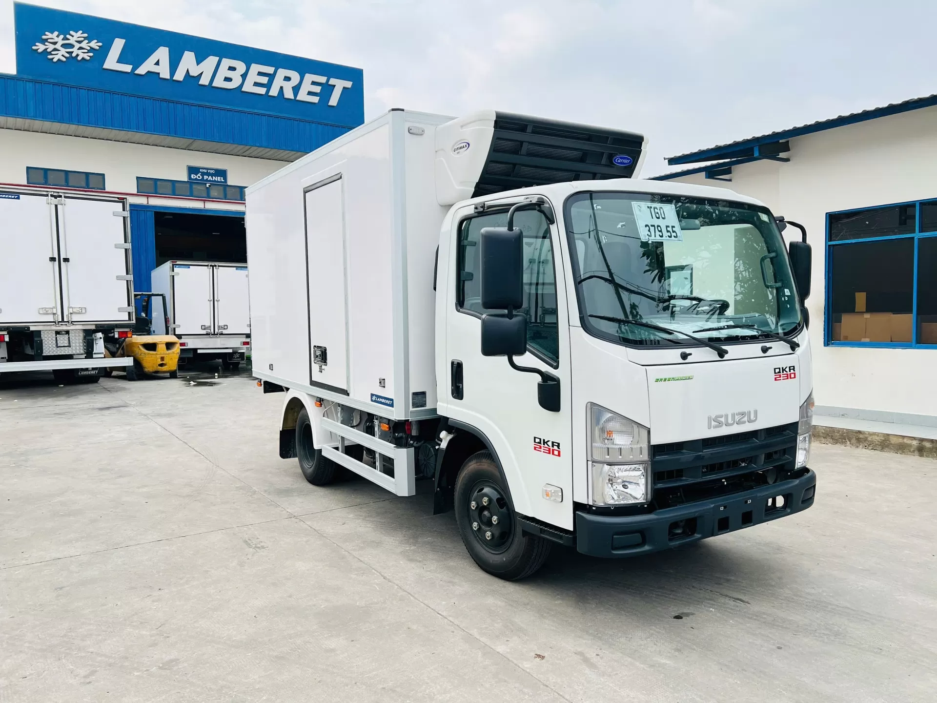 Xe sẵn giao ngay, số lượng có hạn - Giải pháp kịp thời cho doanh nghiệp vận tải lạnh cuối năm