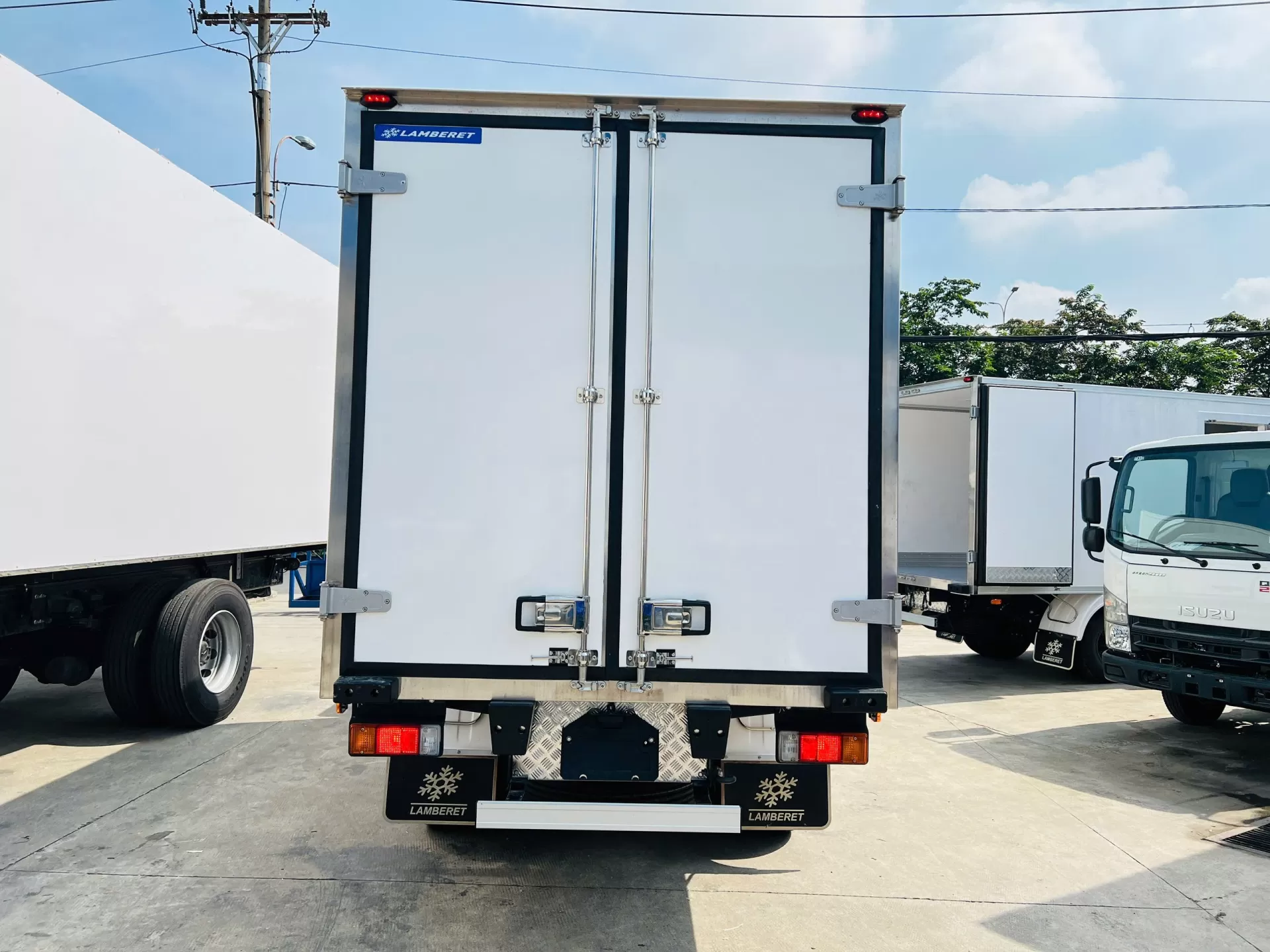 Tiến độ của khách hàng là ưu tiên hàng đầu của sản xuất