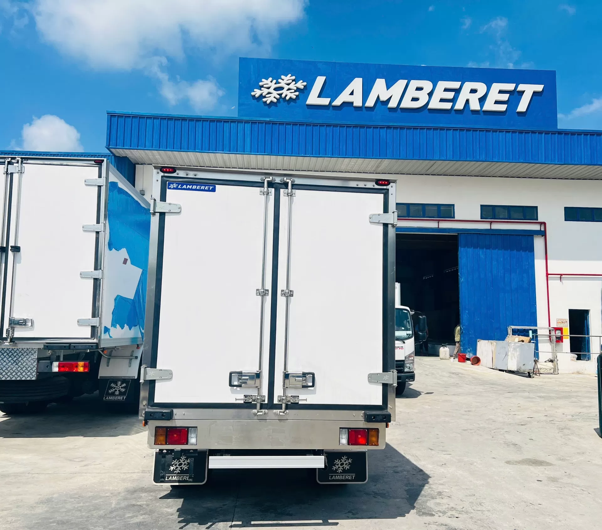 [HOT] Xe sẵn giao ngay, giá nóng bỏng tay