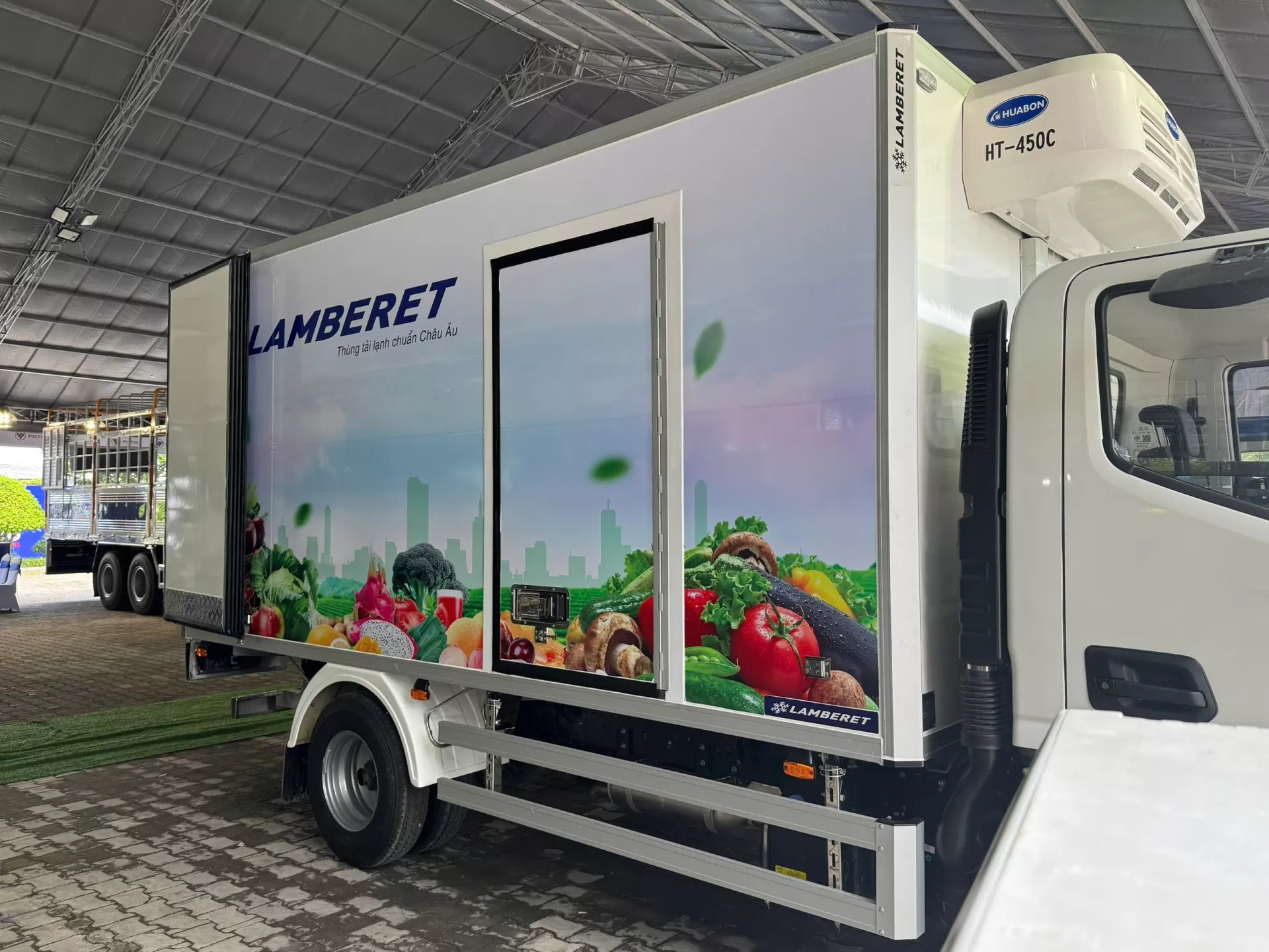 Thùng tải lạnh Lamberet chính thức có mặt tại Triển lãm Logistics quốc tế Vilog 2026