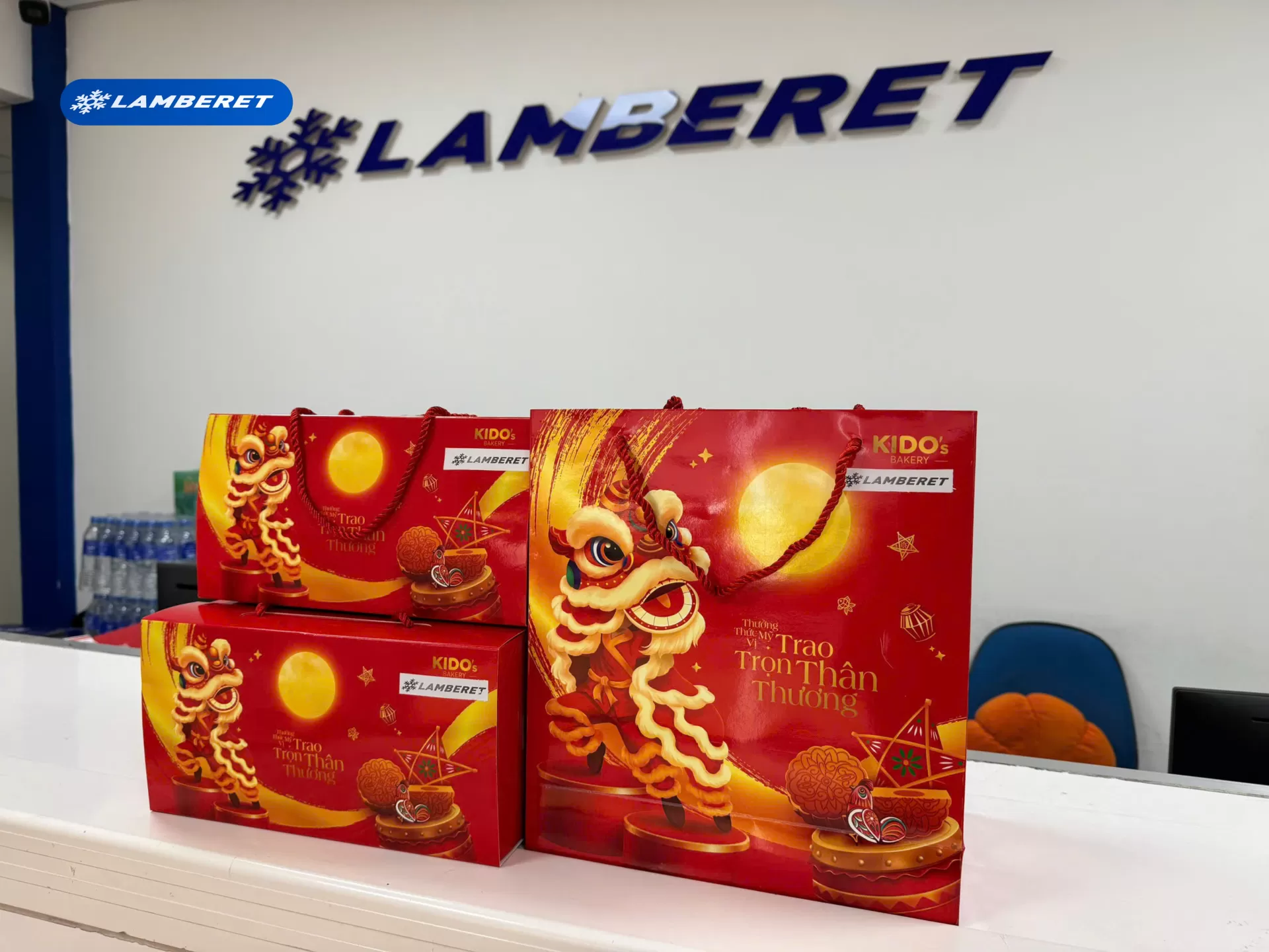 Lamberet trao quà trung thu 2026 đến cán bộ nhân viên