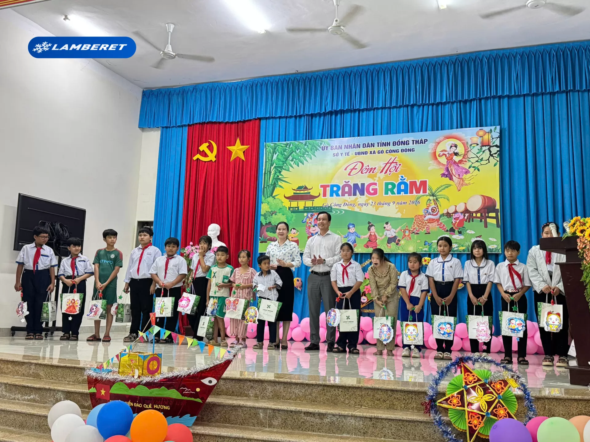 Lamberet trao tặng quà Tết trung thu cho các em nhỏ có hoàn cảnh khó khăn tại tỉnh Đồng Tháp